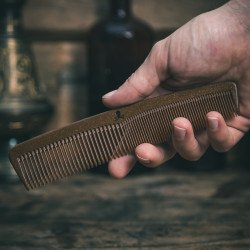Расчёска The Bluebeards Revenge Liquid Wood Styling Comb 