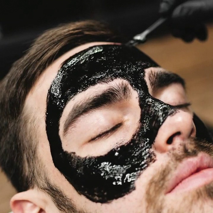 Черная маска для лица Clubman Charcoal Peel-Off Face Mask