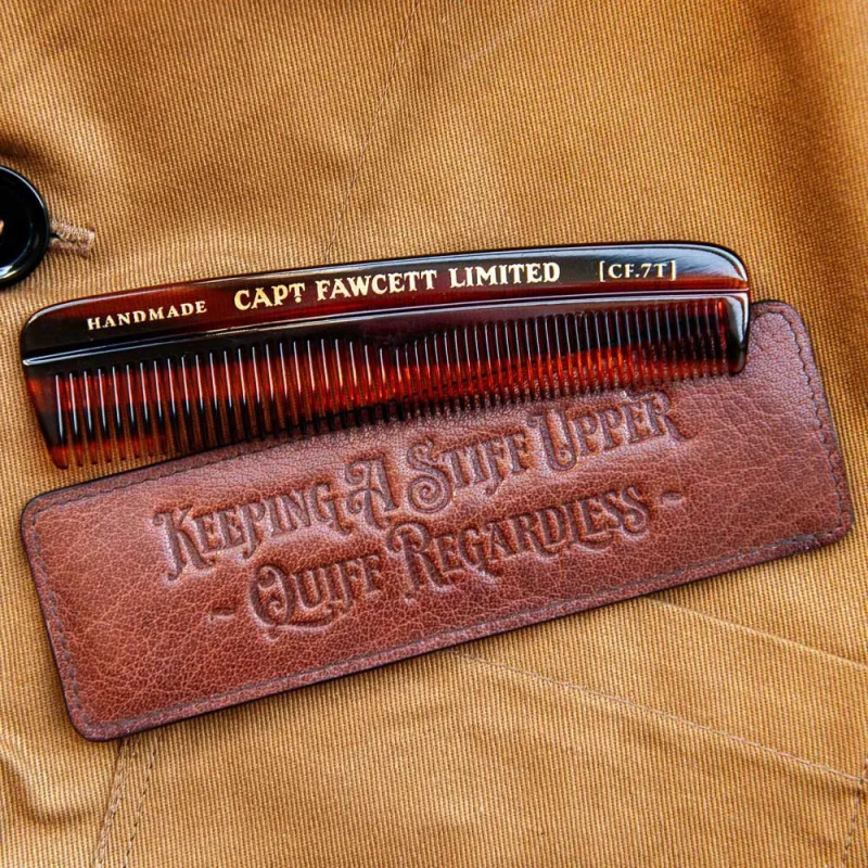 Карманная расческа для волос в кожаном чехле Captain Fawcett\'s CF.7T